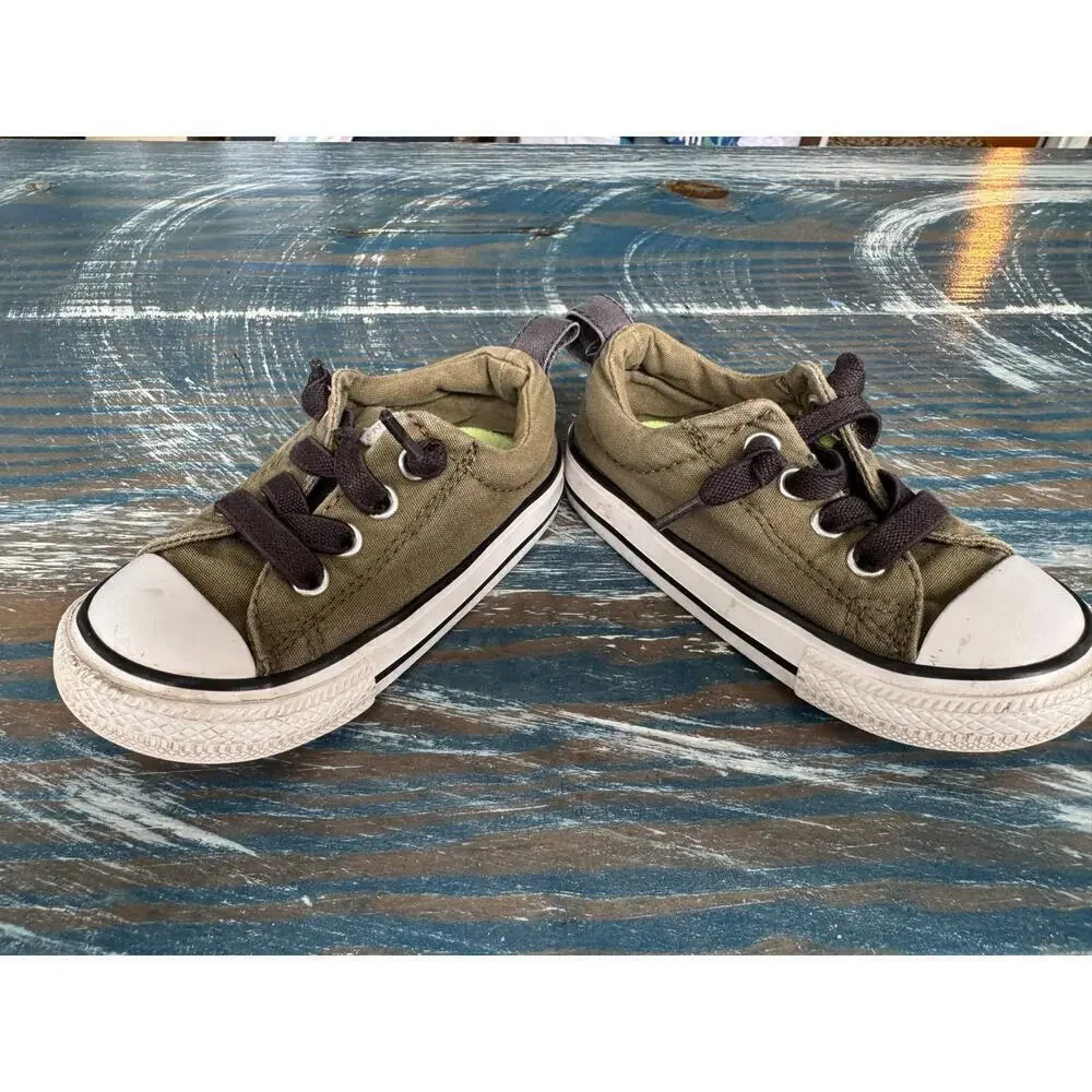 Converse All Star Green Kids/Toddler shoes, size 6